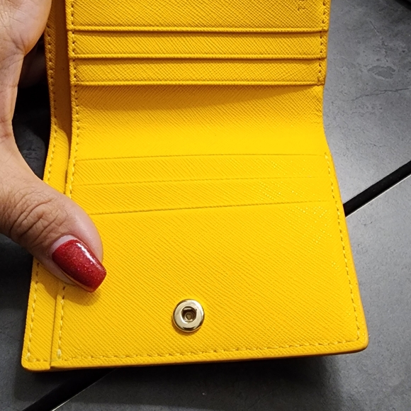 Tory Burch Yellow Wallet - Picture 5 of 11
